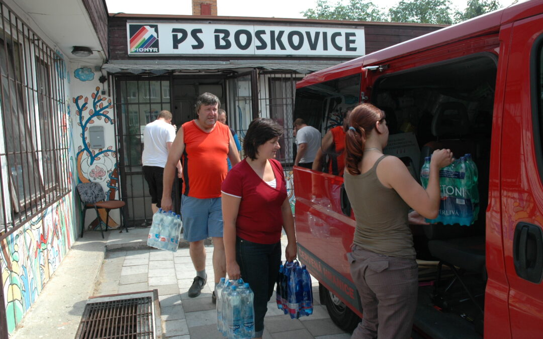 BLESKOVÉ  POVODNĚ  –  BLESKOVÁ  POMOC