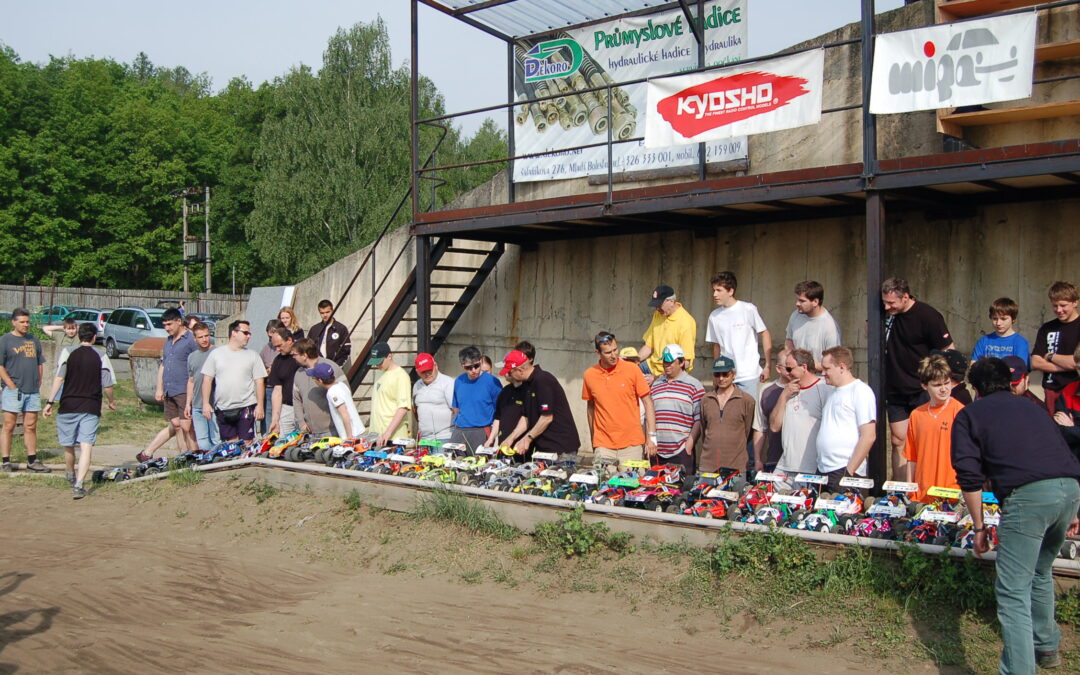 RC Bugy 1:8 – oddíl na pionýrské skupině 1. PTS Táborník