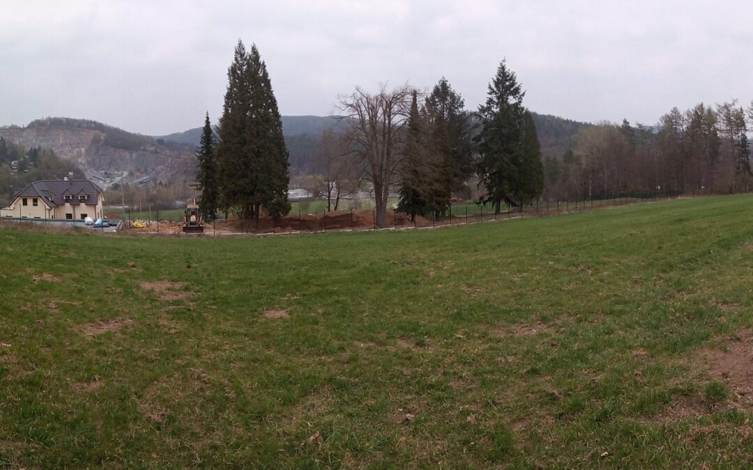 Pozemek Samechov